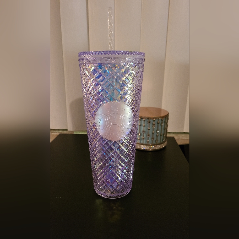 Starbucks Holiday 2022 Unicorn Jeweled Venti